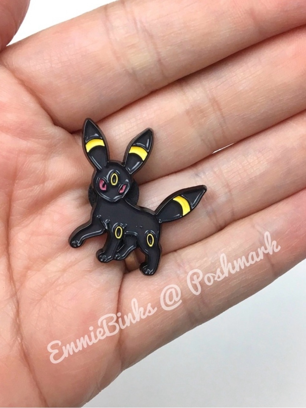 New Pokémon Umbreon Eevee Evolutions Collectible Brooch Pin